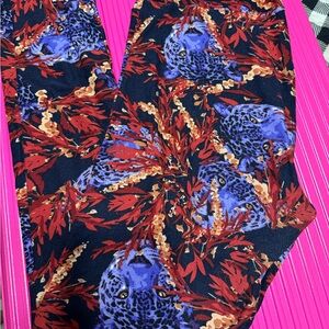 LuLaRoe Blue and Red Leopard Print Leggings